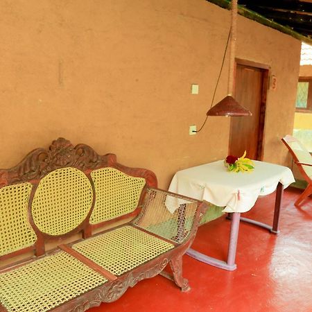 Natural Cabanas Kanattegoda Eksteriør bilde